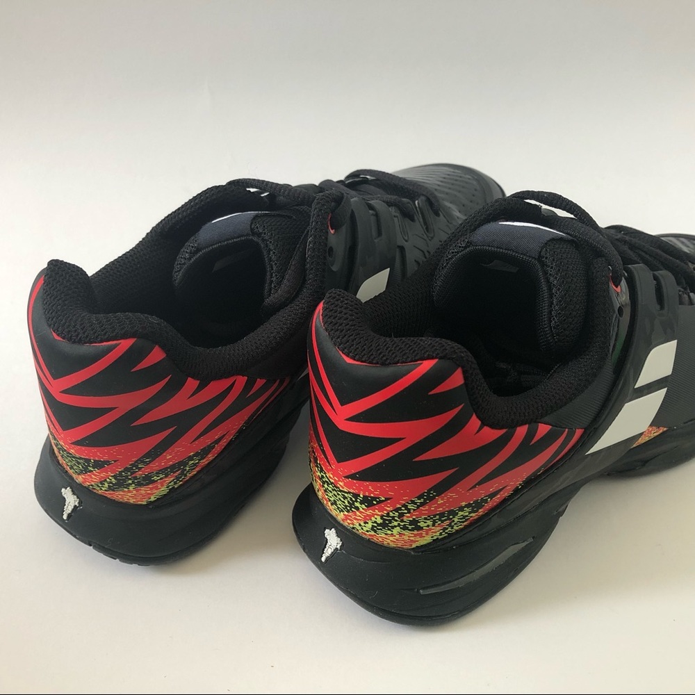Black Babolat tennis shoes